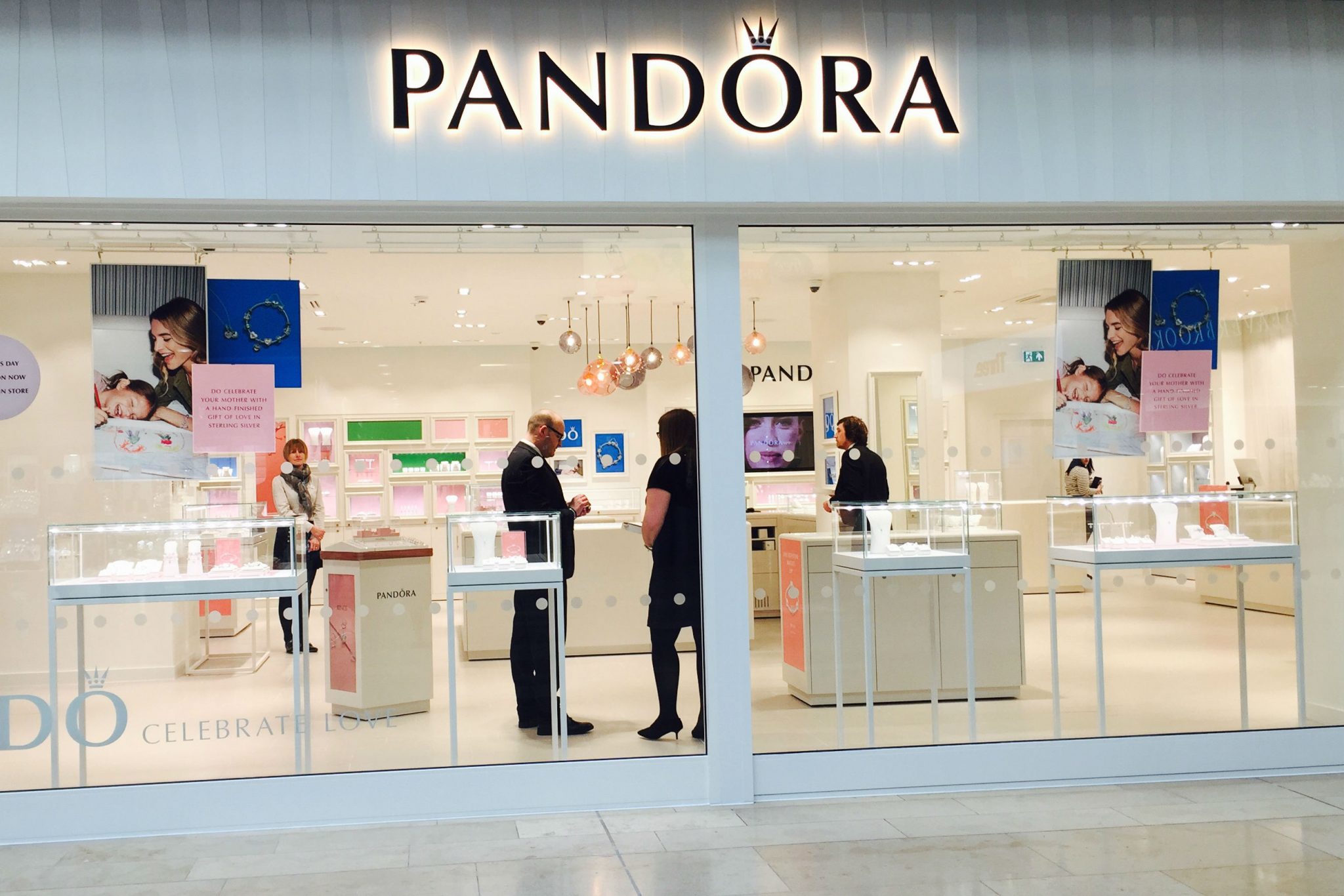 Pandora axes 180 office amid turnaround - Gazette