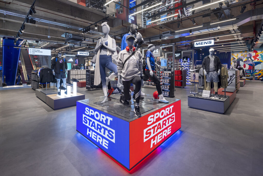Sports Direct To Shed Pounds With LA Fitness, UK News