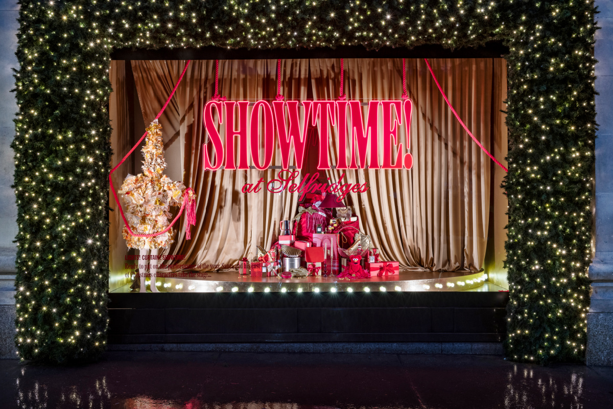In pictures Selfridges unveils theatrical Christmas window display