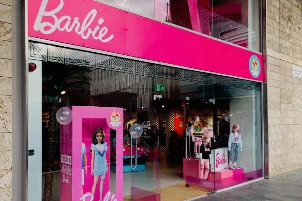 barbie barbie shop