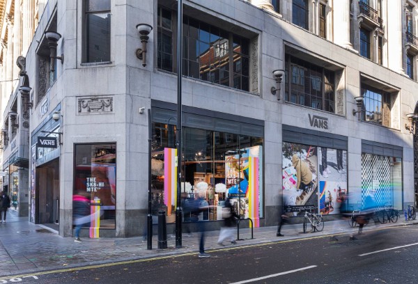 Vans opens its European largest store on London's Oxford Street - Retail  Gazette