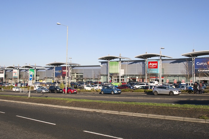 Retail park spend declines in wake of Toys R Us & Maplin closures ...